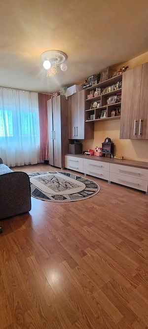 Proprietar, vând apartament cu 2 camere, decomandat  - imagine 9