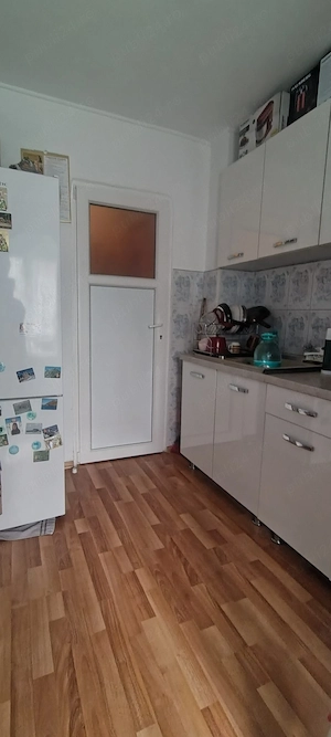Proprietar, vând apartament cu 2 camere, decomandat  - imagine 2