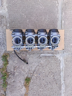 CARBURATOARE suzuki gsxr 600 / 750 SRAD
