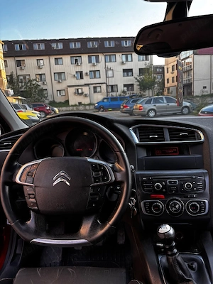 vând Citroen C4 2012 1.6 hdi