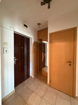 Proprietar - Închiriez ap 2 cam, 72 mp, Mioriței (Etaj 3 6 lift, Centrală, Climă) - imagine 4