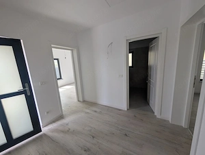 Casa premium! Hemeiusi 3 dormitoare,3 bai , terasa beci - imagine 11