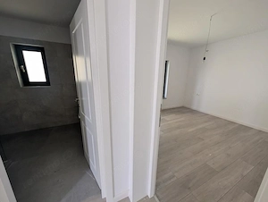Casa premium! Hemeiusi 3 dormitoare,3 bai , terasa beci - imagine 12