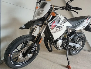 Supermoto 49cc,pt Adulti,are CIV,inmatriculat,stare f buna!
