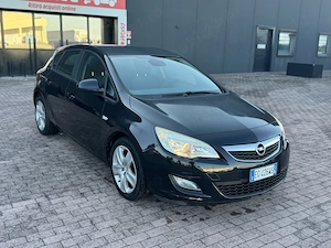 Opel astra Diesel 1.3 CDTI - imagine 2