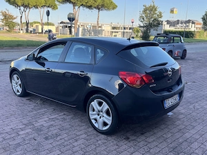 Opel astra Diesel 1.3 CDTI - imagine 4