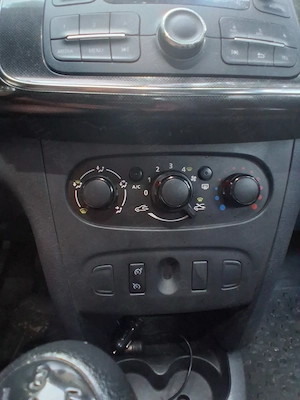 Dacia Logan unic proprietar - imagine 4