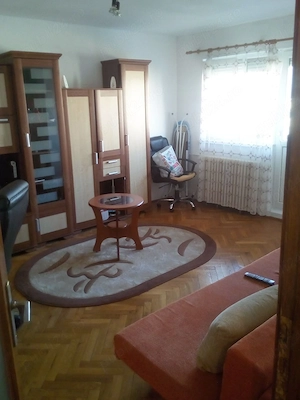 Închiriez apartament 2 camere Blv Dacia
