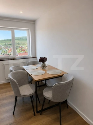 Apartament 3 camere, 73 mp, zona Lama - imagine 3