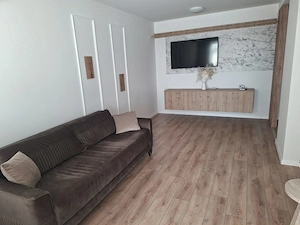 Închierez apartament 2 camere, zona Tomis Nord - imagine 10
