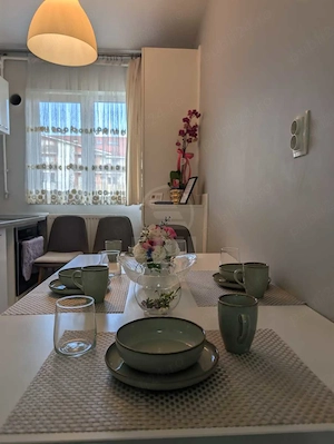 Inchiriere Apartament 3 camere semidecomandat, 60 mp, Eroilor - imagine 3