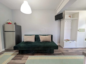 Inchiriere Apartament 3 camere semidecomandat, 60 mp, Eroilor - imagine 8