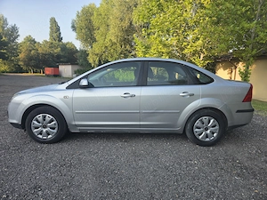 Ford Focus.2007.Berlina -16 benzina  110Cp Euro 4. Provenienta RO.Km 156000.Pret 1800 E - imagine 6