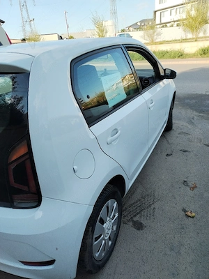 Vând Volkswagen up - imagine 3