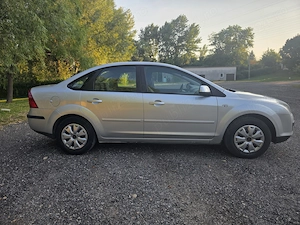 Ford Focus.2007.Berlina -16 benzina  110Cp Euro 4. Provenienta RO.Km 156000.Pret 1800 E - imagine 7