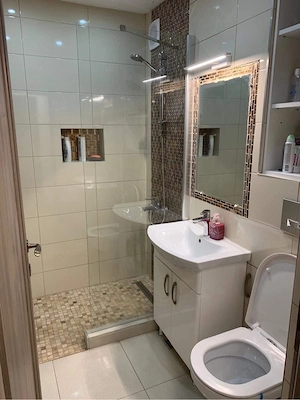Apartament 2 camere,etaj 1,Zona Rotonda(vis-a-vis de McDonalds) - imagine 7