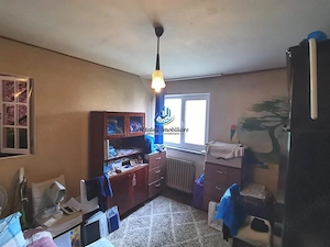 Apartament 2 camere decomandat, 55 mp utili, zona centrala/Spital - imagine 3