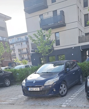 Megane 3 , din anul 2011 ! Merge perfect , urme de uzura conform varstei ! 