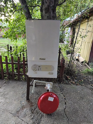 Centrala termica Vaillant 24 kw turbo tec in stare de funcționare 
