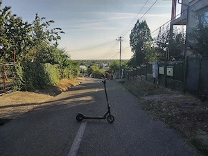 Vând trotineta electrica 