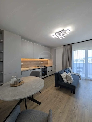 Inchiriere Apartament 2 camere semidecomandat, 40 mp, Eroilor - imagine 4