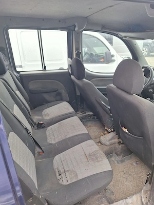 Fiat doblo cinci locuri utilizat, inmatriculat, itp la zi cu   - imagine 6