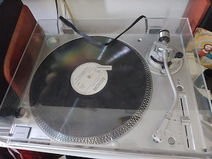 Audio-Technica AT-LP120XUSB   Stare impecabilă, aproape nou