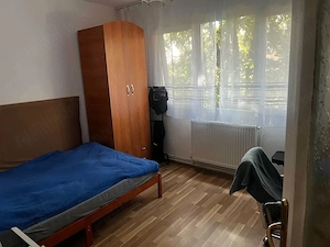 3 cam 2 bai ETAJ 1 zona Complex Studentesc langa Fac de Drept - imagine 3