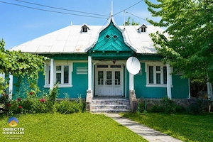 CASǍ cu teren 3477 mp COSTIŞA