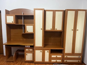 Mobilă sufragerie completă   bibliotecă + dulapuri + birou, stare foarte bună