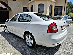 Skoda Octavia - imagine 4