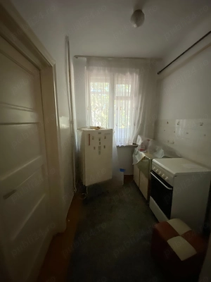 Apartament 2 camere decomandat Onesti zona quartal - imagine 3