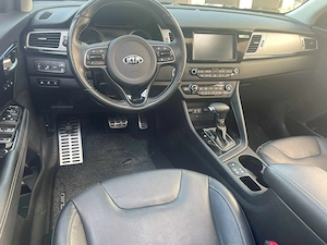 Kia Niro PHEV 2018 - Full Option Echipare PLATINUM + Trapă Panoramică - imagine 5
