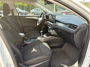 Ford Focus 1.0 MHEV 125 CP    Titanium - imagine 16