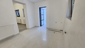 Proprietar , închiriez Spațiu de Birouri , Unirii -Budapesta, stradal , parcare - imagine 5