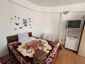 Coiciu -garsonieră cu balcon - imagine 3