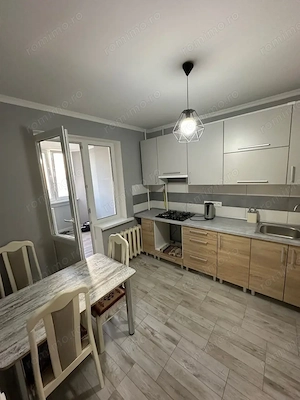 De inchiriat apartament cu o camera zona Dambovita 250 euro - imagine 3
