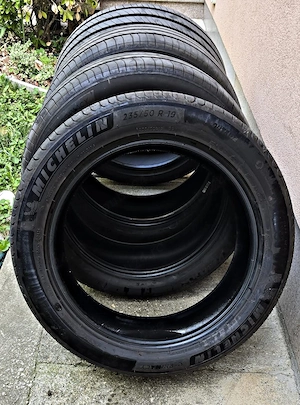 Anvelope de vara Michelin-4 buc. folosite 280 km: DOT 08/26 235/50/R19 99V