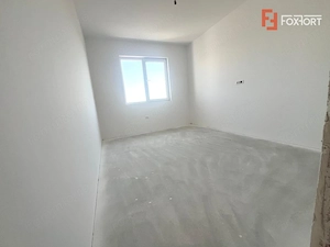 Duplex cu 4 camere parter Mosnita Noua - imagine 4