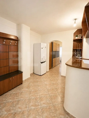 Apartament cu 3 camere, 72 mp - Freidorf - imagine 6