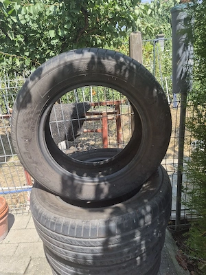 Vand 4 anvelope de vara Kumho 205/60/ R16 92v, fabricatie 11/2020 in stare buna. - imagine 3