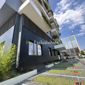 Spațiu comercial ultracentral - prima inchiriere - imagine 2