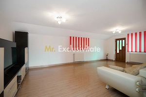Casa P+ 1+ teren 507 mp cu vecin padurea Pitesti - imagine 4