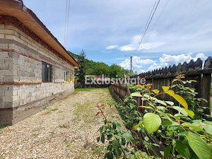 Casa de terminat in Bascov-Valea Ursului, Strada Salcamilor - imagine 5