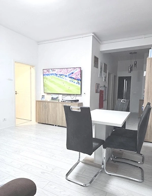 Vând apartament 3 camere 