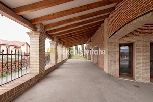 Vila impunătoare in stil italian - Ștefănești, Argeș - imagine 6