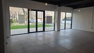 Spatiu comercial cu vitrine mari - Lipovei - imagine 2