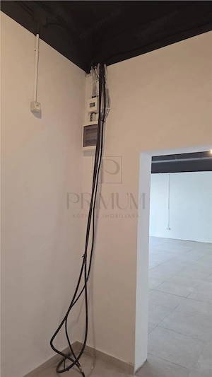 Spatiu comercial cu vitrine mari - Lipovei - imagine 5