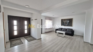 Casă-Pensiune Agroturistica spatioasa P+M Budeasa cu vedere la lac - imagine 2