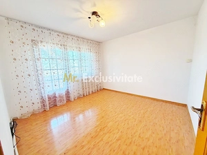 Apartament 3 camere decomandat + mansarda Curtea de Arges - Ivancea - imagine 3
